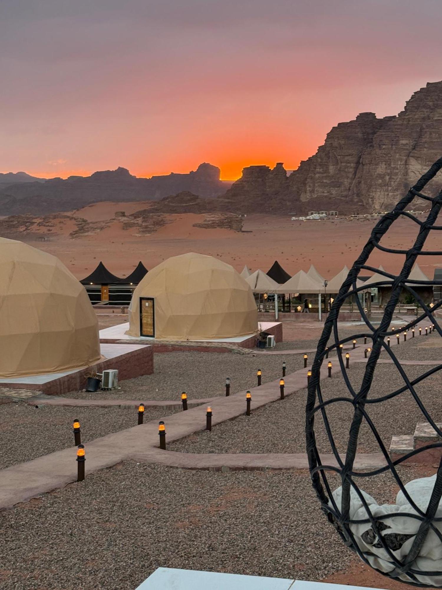Nael Bedouin Luxury Camp ワディ ・ラム エクステリア 写真
